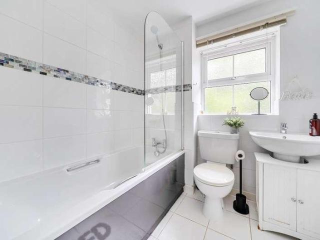 House for sale in Binfield