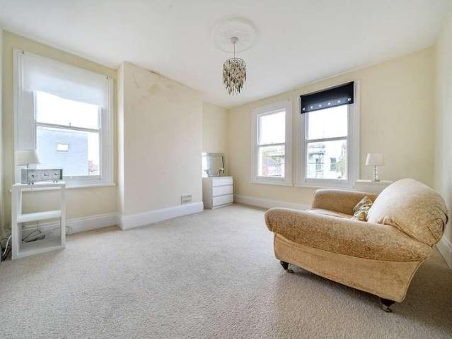 House for sale in Alstone, Golden Valley