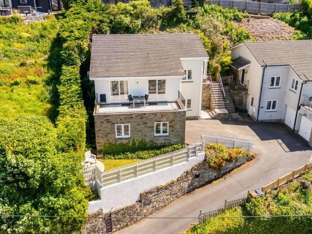 House for sale in Strode, Devon