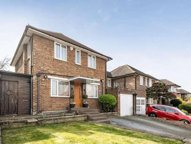 House for sale in London Borough of Ealing, Park Royal