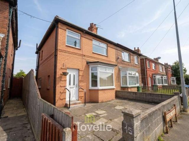 House for sale in Grimsby, North East Lincolnshire