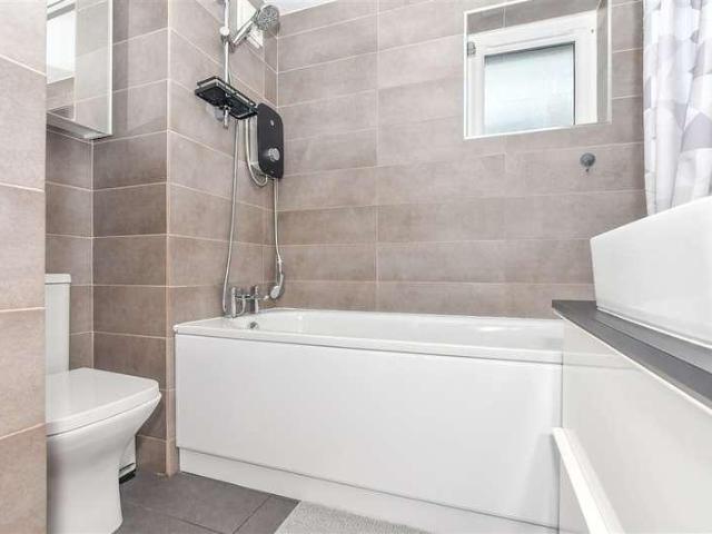 House for sale in Bybrook, Bridgefield