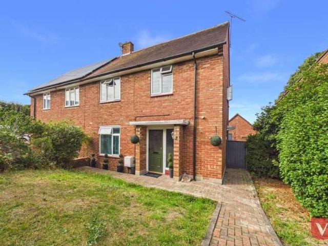 House for sale in Lewsey Farm, Luton