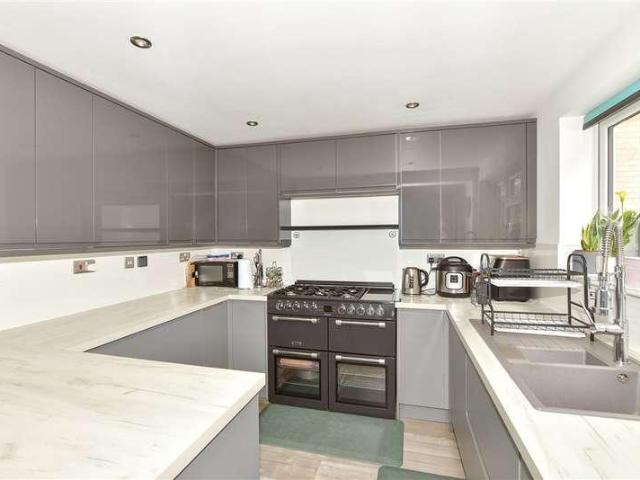 House for sale in Broadfield, Glynde