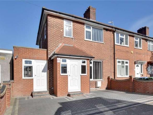 House for sale in Kidbrooke, Greater London