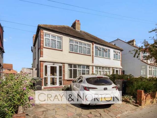 House for sale in London Borough of Croydon, South Norwood