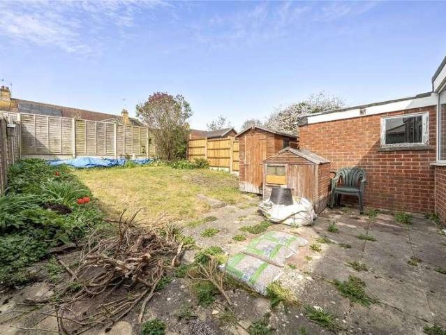 House for sale in Tewkesbury, Pamington