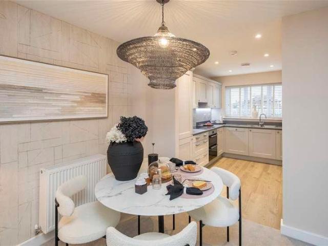House for sale in Hunter's Forstal, Canterbury