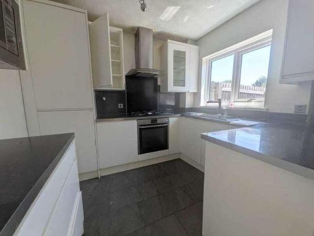 House for sale in Hollybush, Wales