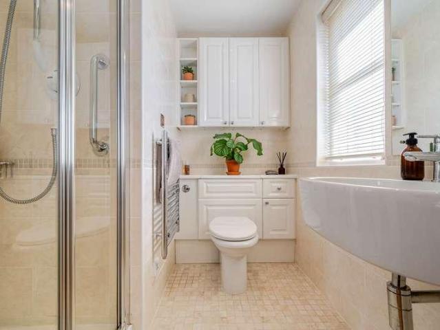 House for sale in Grange-over-sands