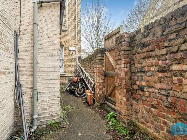 House for sale in Kentish Town, Greater London