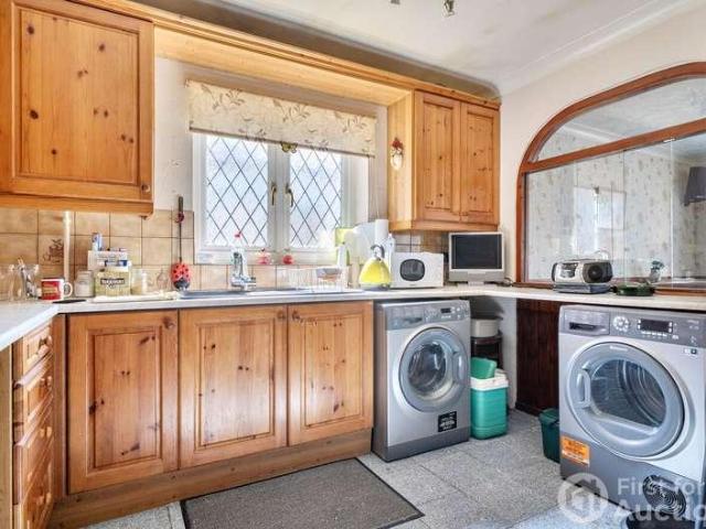 House for sale in Brightlingsea, Dale Hill