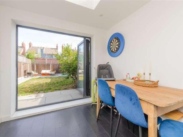 House for sale in Kings Farm, Hamerton