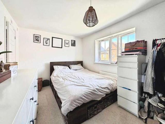 House for sale in Kingsbrook, Buckinghamshire