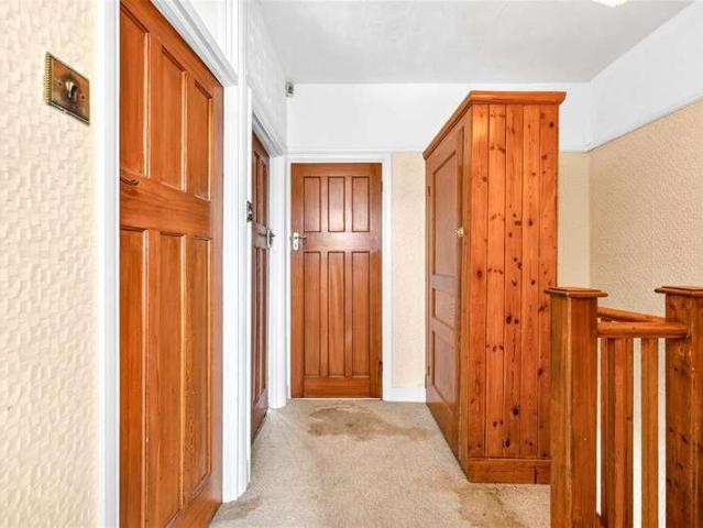 House for sale in South Chingford, Highams Park