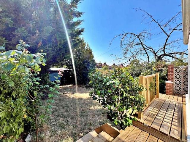House for sale in London Borough of Ealing, Greenford