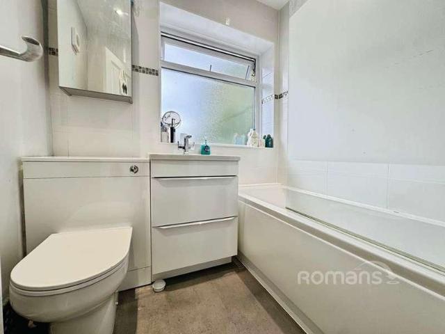 House for sale in Farnborough, Hampshire