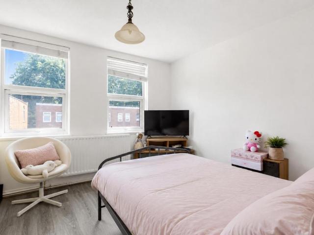 House for sale in West Hackney, Greater London