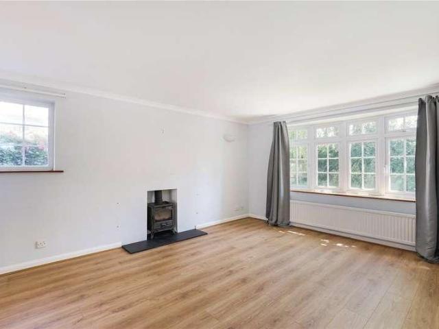 House for sale in Kingston Seymour, North Somerset