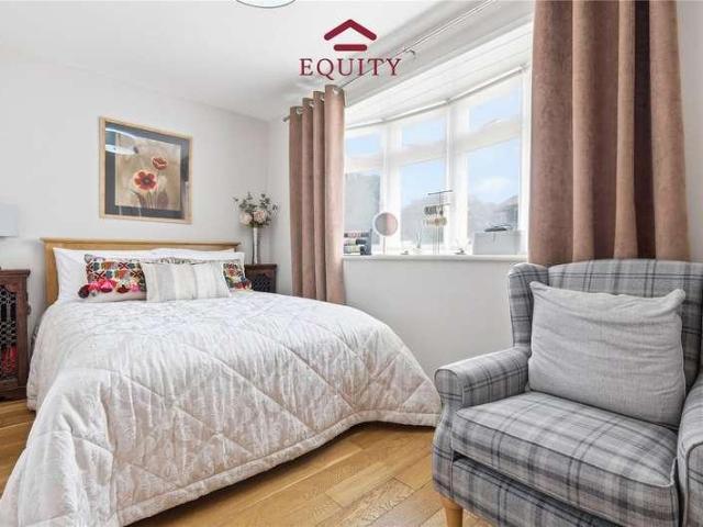 House for sale in Greater London