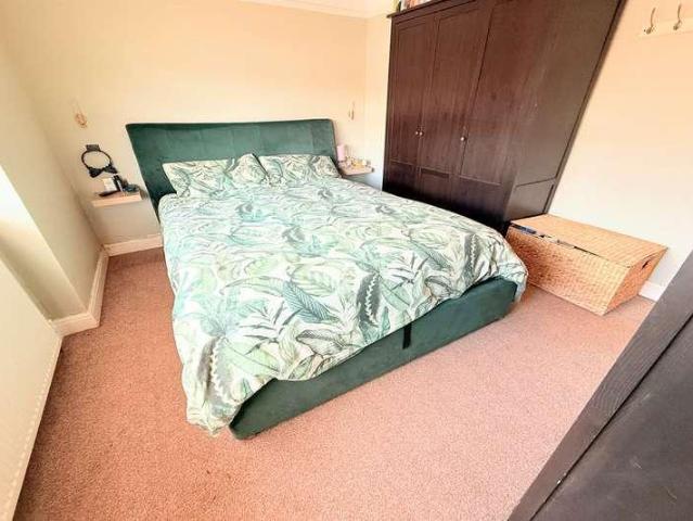 House for sale in Halton