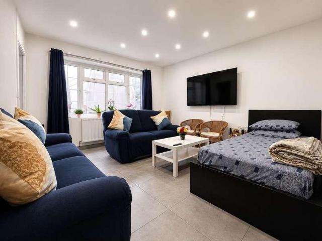House for sale in Swan Village, Oldbury