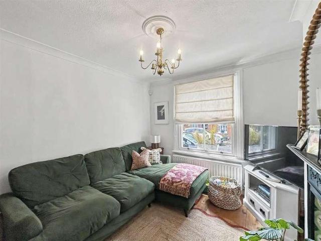 House for sale in St Albans, Five Acres