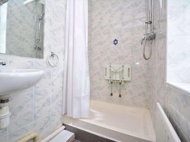 House for sale in Oad Street, Kent