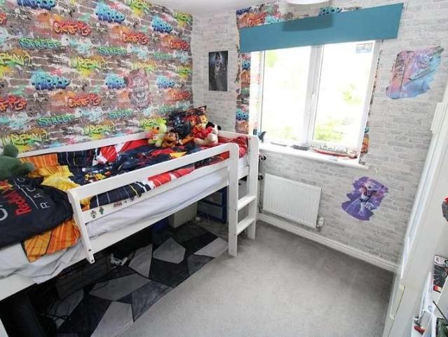 House for sale in Royston, South Yorkshire