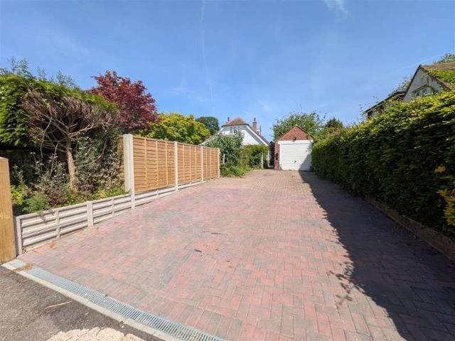 House for sale in Angmering, Clapham