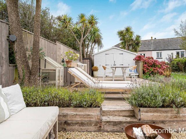House for sale in Strode, Devon