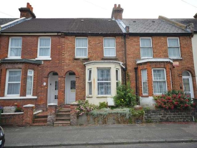 House for sale in Folkestone, Cheriton