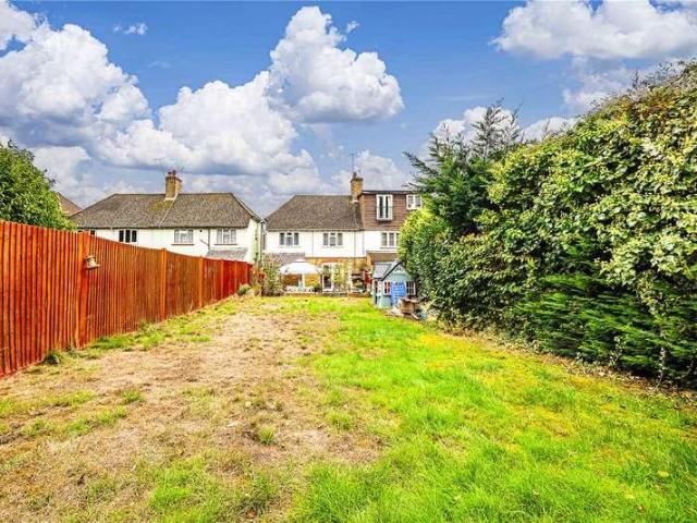 House for sale in Kings Langley, Dacorum