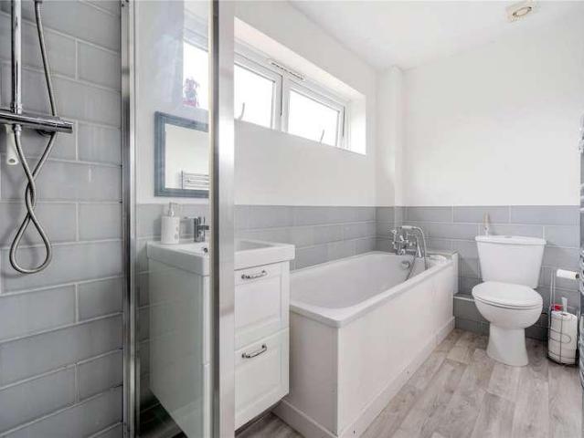 House for sale in Fieldcommon, Elmbridge