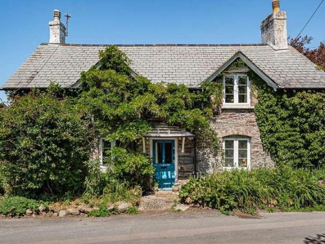 House for sale in Strode, Devon