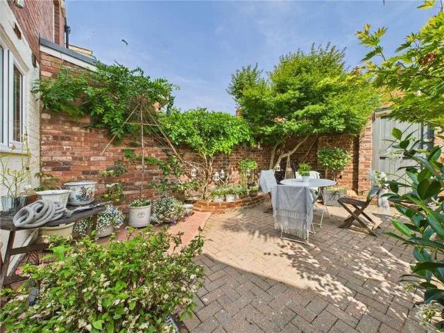 House for sale in Watergate, Devon