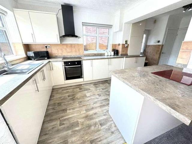 House for sale in Wednesfield, West Midlands