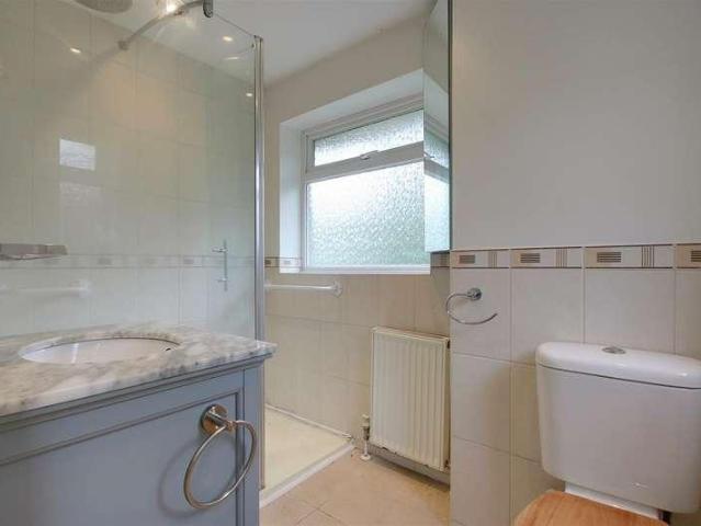 House for sale in Highfield, Pouchen End
