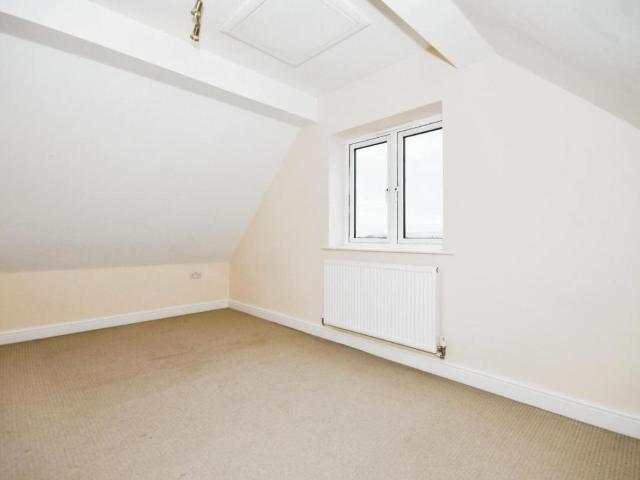 House for sale in Loundsley Green, East Midlands