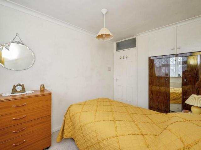House for sale in Kettlebrook, Staffordshire