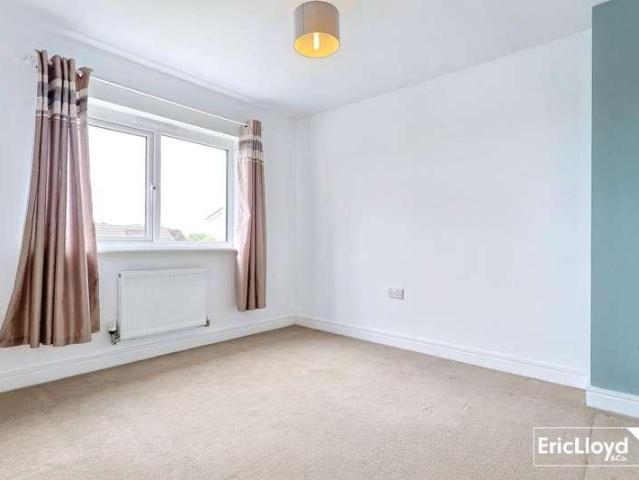House for sale in Three Beaches, Livermead