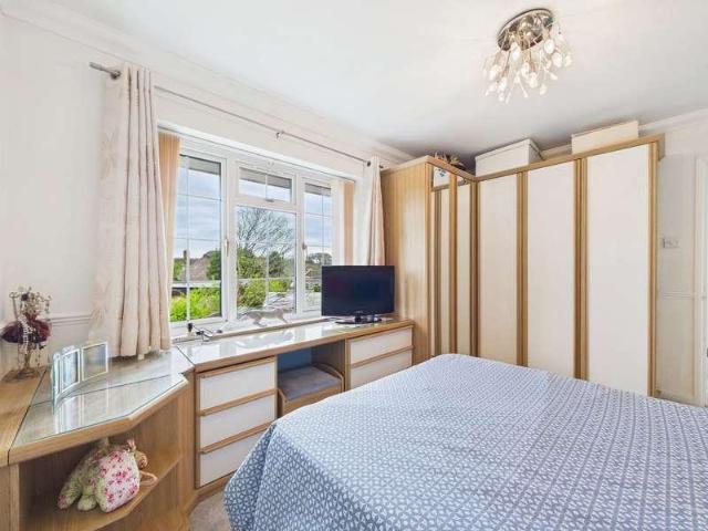 House for sale in Clapham