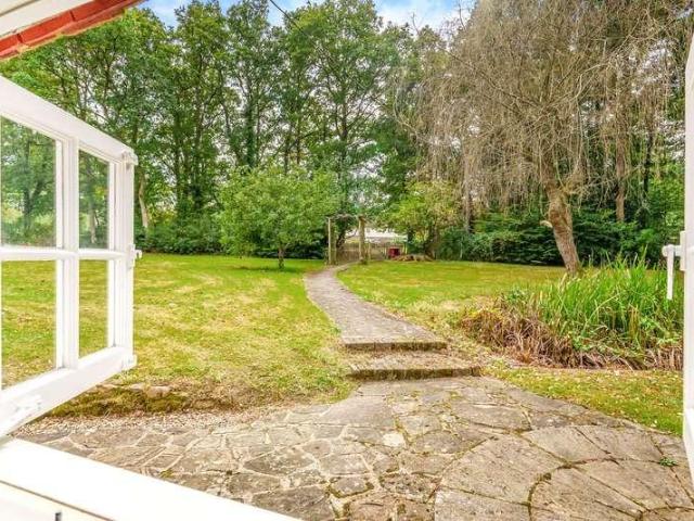 House for sale in Littlecote, West Sussex