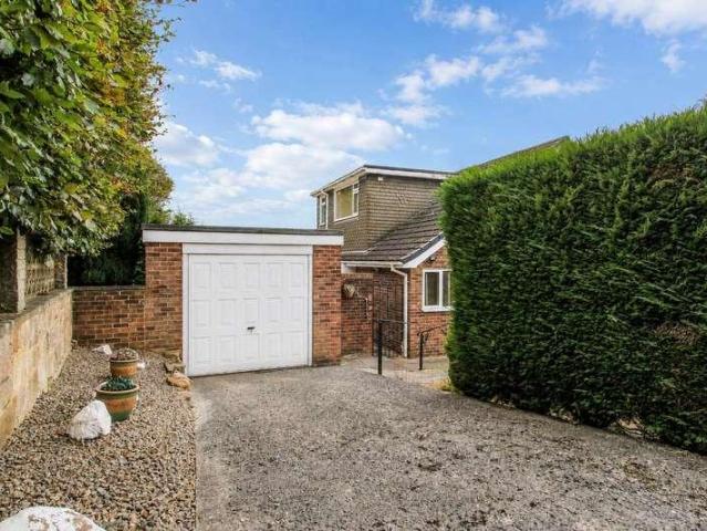 House for sale in East Ardsley, West Yorkshire