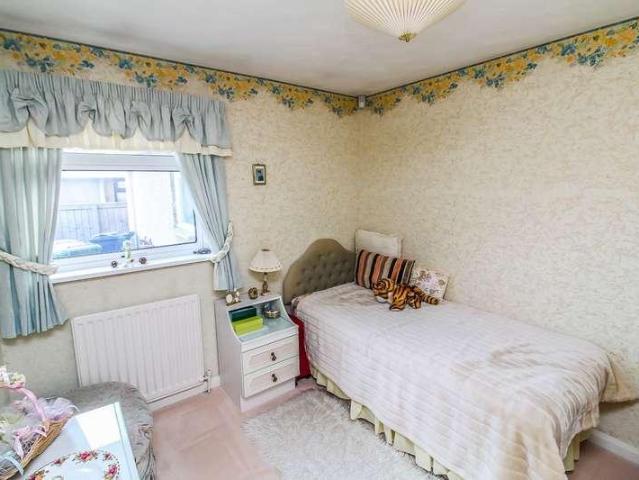 House for sale in Oxclose, Washington