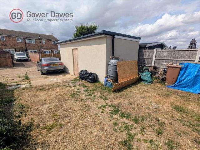 House for sale in Chadwell St Mary, Essex