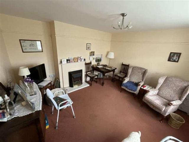 House for sale in Debden Green, Epping