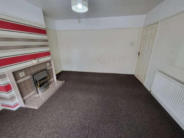 House for sale in Marsh Farm, Luton