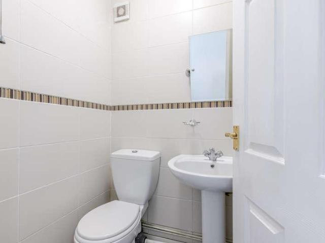 House for sale in Batchworth, Hertfordshire