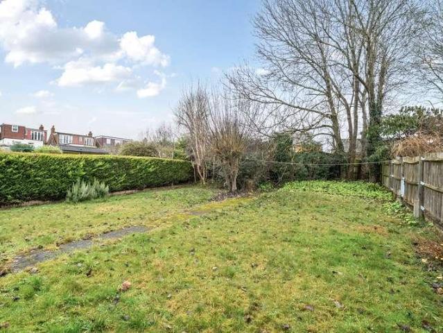 House for sale in Batchworth, Hertfordshire
